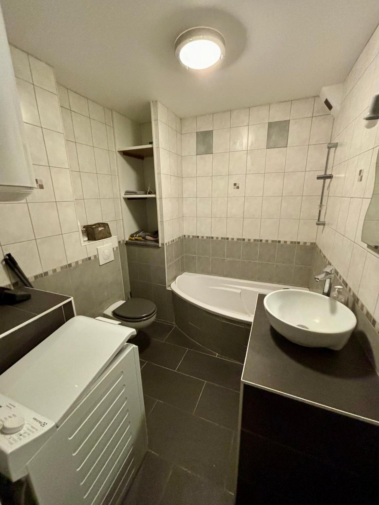 Studio - Baignoire - Pret De Vtt - Lave Linge Le Puy-en-Velay Dış mekan fotoğraf